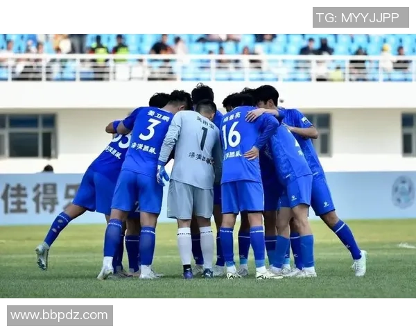 足球队造型的魅力与创意探索展现团队精神与个性化风格